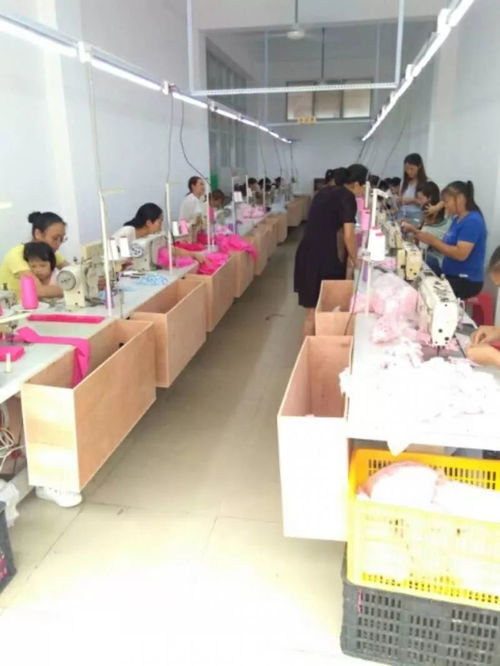 富寧玩具廠與銀河棉業(yè)聯(lián)合招聘女工啟事